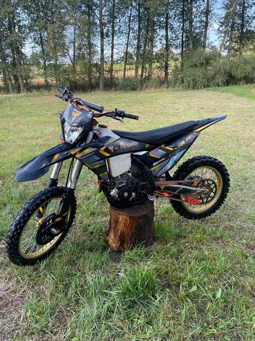 Продам мотоцикл Kovi 300 pro s