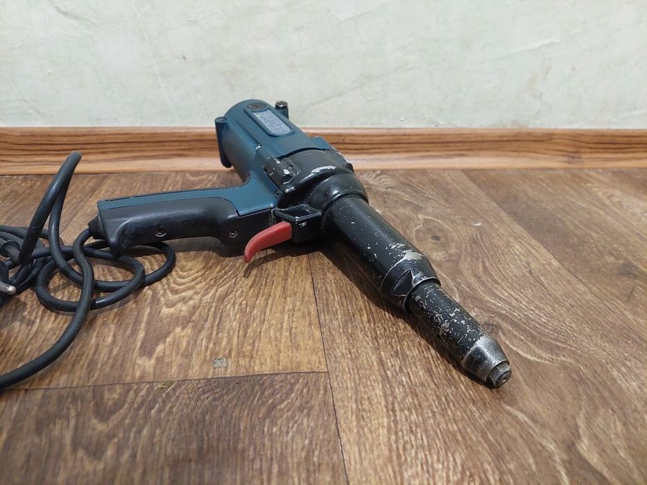 Электрозаклепочник заклепочник Time-proof TAC500  Отличное состояние