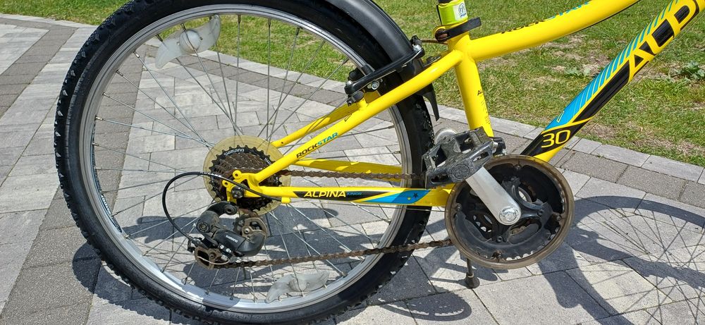 Rower młodzieżowy Alpina Rock Star 24" – amortyzator, błotniki, stan bardzo dobry