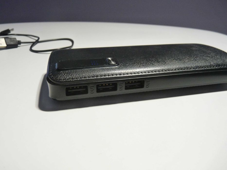 13.powerbenk Elwood 20000mAh