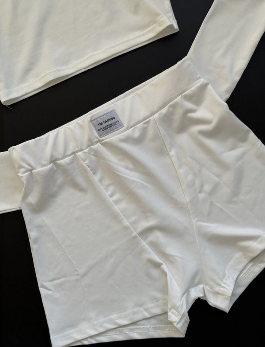 Костюм білий хс-с