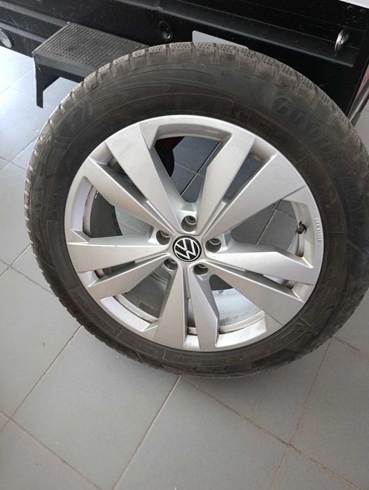 jantes 19 usadas com pneus (volkswagen)