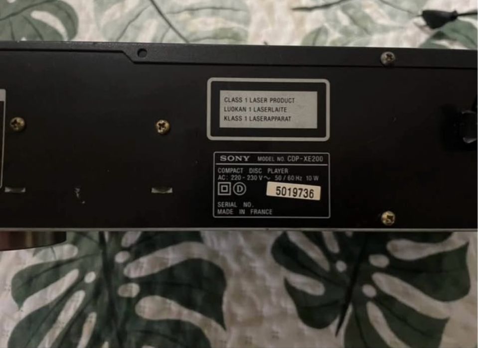 Conjunto Hi-Fi Sony – Amplificador STR-DG510 + CDP-XE200 + Deck TC-WE305
