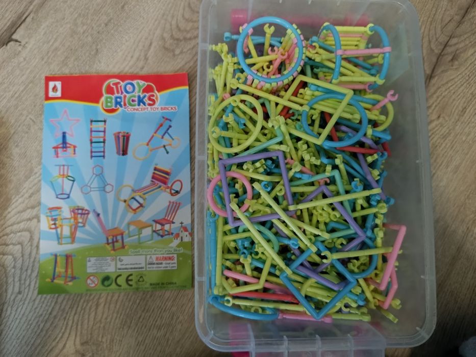 Puzzle Klocki przestrzenne patyczki Toy Bricks plus gratis