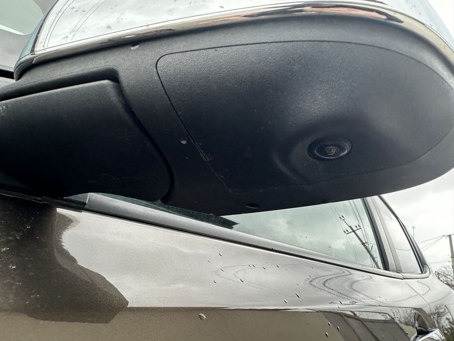 Продам Nissan Leaf