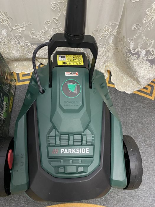 Газонокосарка акомуляторна Parkside PRMHA 20 Li AI