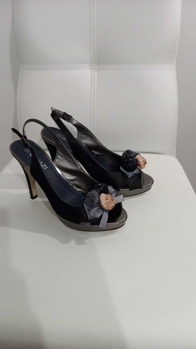 Eleganckie sandałki