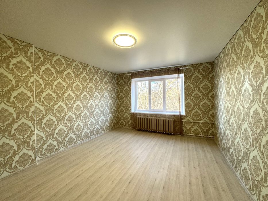 Продажа 3к в центре со своим гаражом