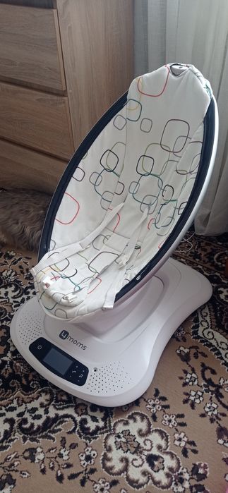 Заколисувач 4moms MamaRoo 4