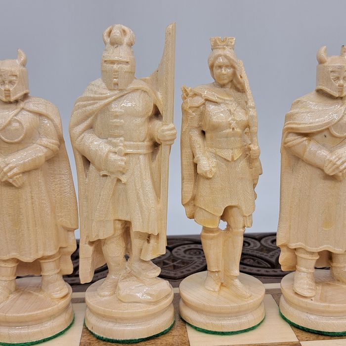 Шахи Лицарі, дерево. Розкішний подарунок.