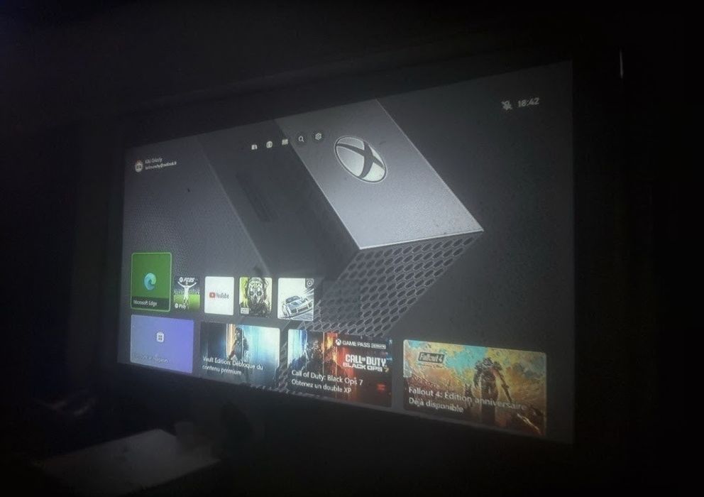 Xbox One S 1tb pouco uso