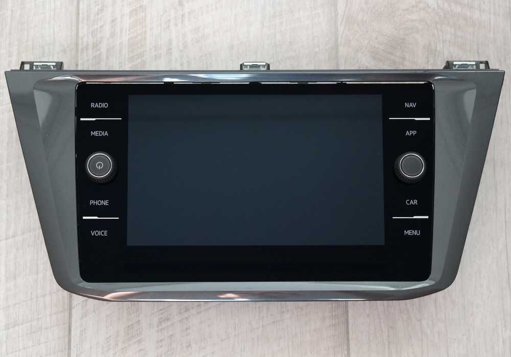Экран 8" VW MIB2 / 3 Discover Media MQB Tiguan Golf Passat Jetta Atlas