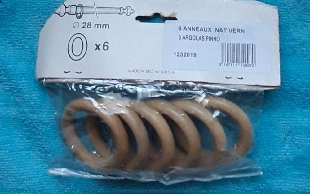 Conjunto 6 Argolas em pinho para varão cortinado, novas!