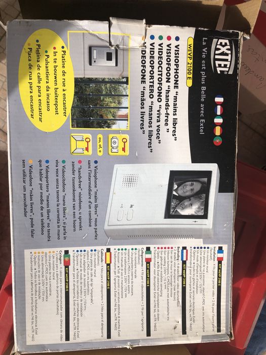 Videoporteiro em bom estado