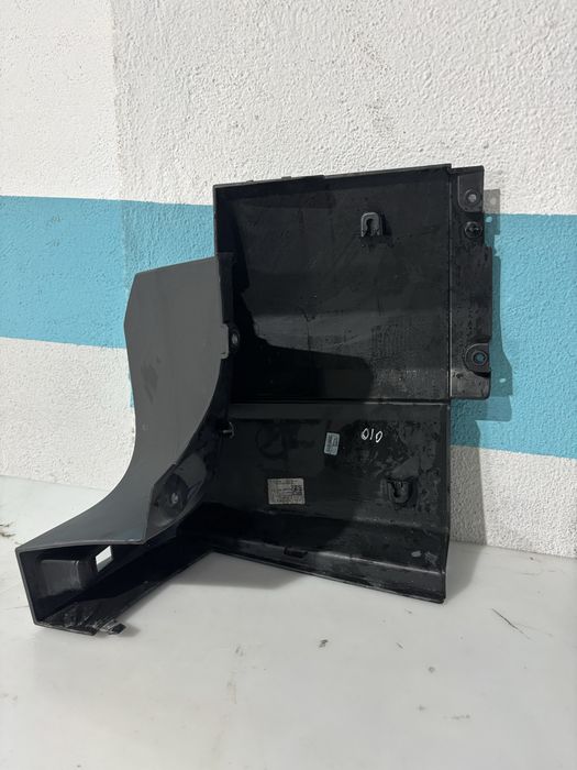 Canto do para-choques traseiro Renault Master IV