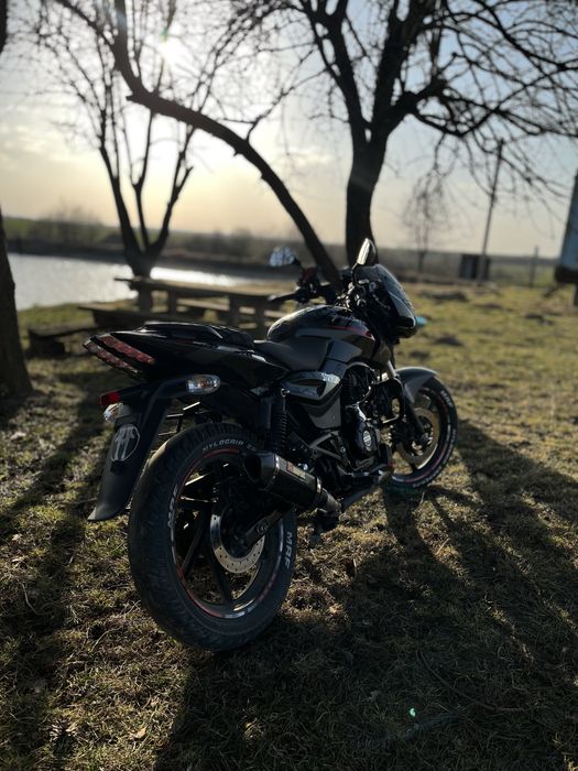 Продам пульсар 180