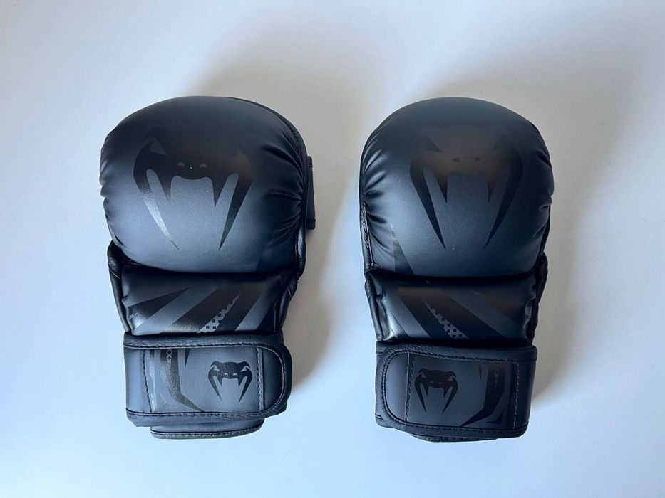 Rękawice do MMA Venum