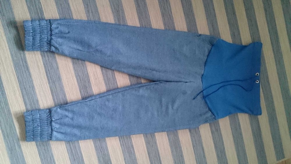 Dresowe spodnie ciążowe. Rozmiar S.