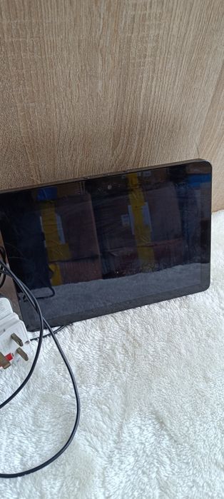 Inteligentny głośnik z wyświetlaczem Amazon