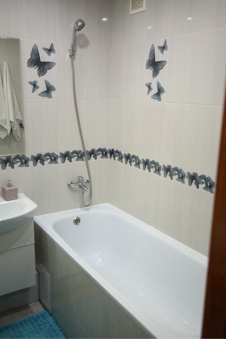 Апартаменти біля Дніпра на митниці