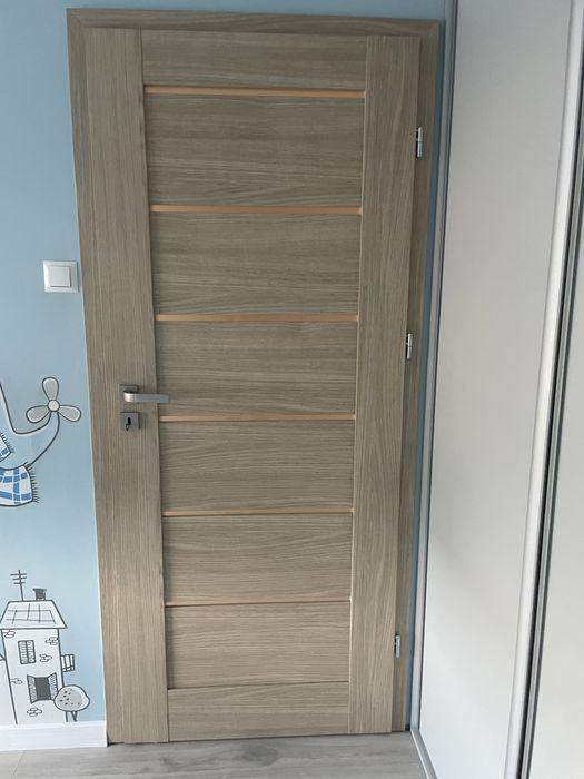 Drzwi wewnetrzne 80cm oscieznica i klamka