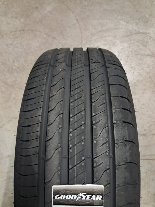Nowe Opony Letnie Goodyear Efficient Grip Performance 2 215/50R17 95W
