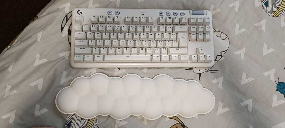 Клавіатура Logitech G713 Linear White USB