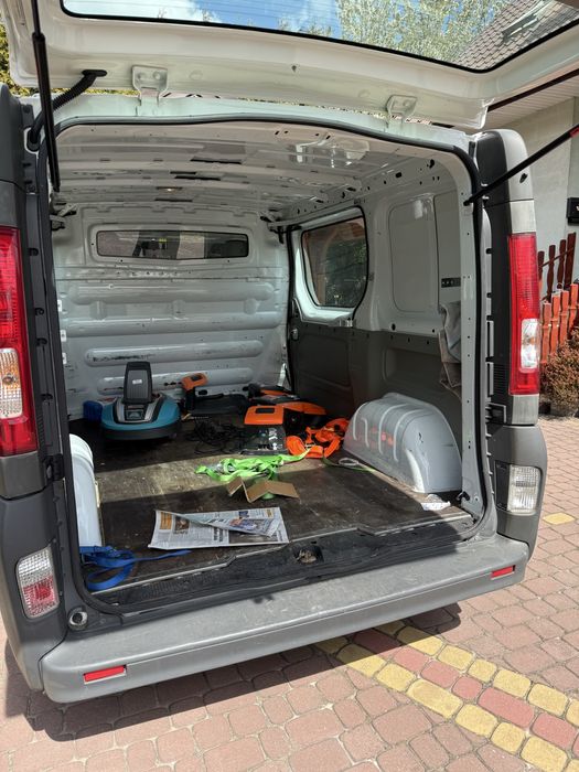 Opel vivaro 2.0 benzyna -CNG