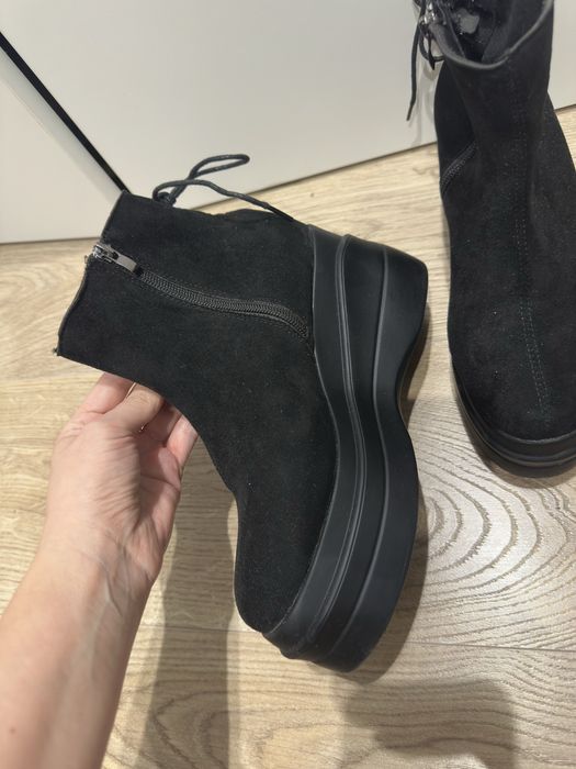 Czarne krótkie botki na platformie 38 grubsza podeszwa