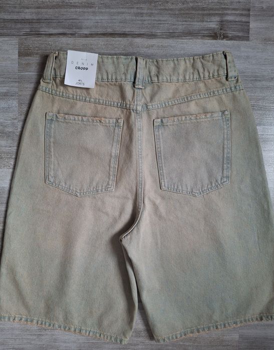 Szorty jeansowe Cropp 40