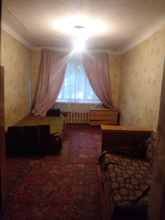 Продам малосімейку. Центр.ринок