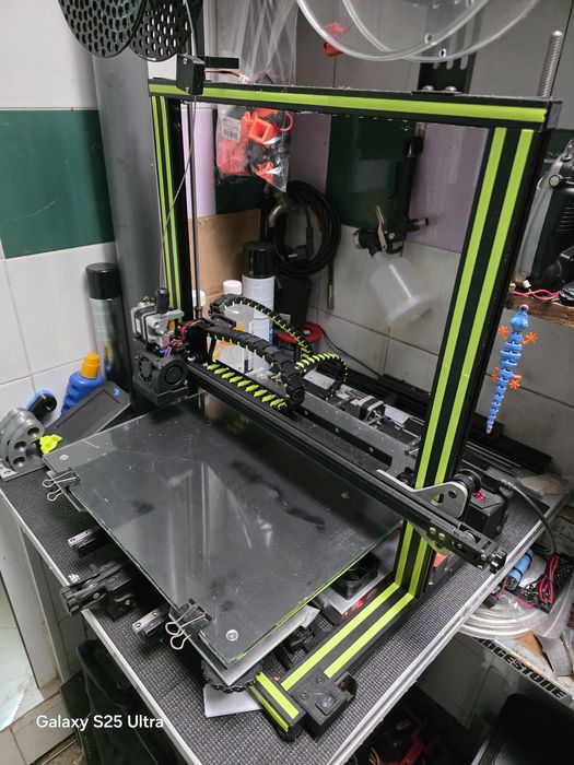 Impressora 3d ender3 V2449959942979604480