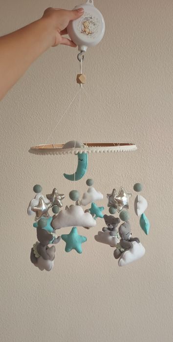 Мобіль в ліжечко