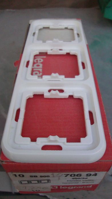 Selling Many Surplus Electrical Materials from Various Projects64751283167361123