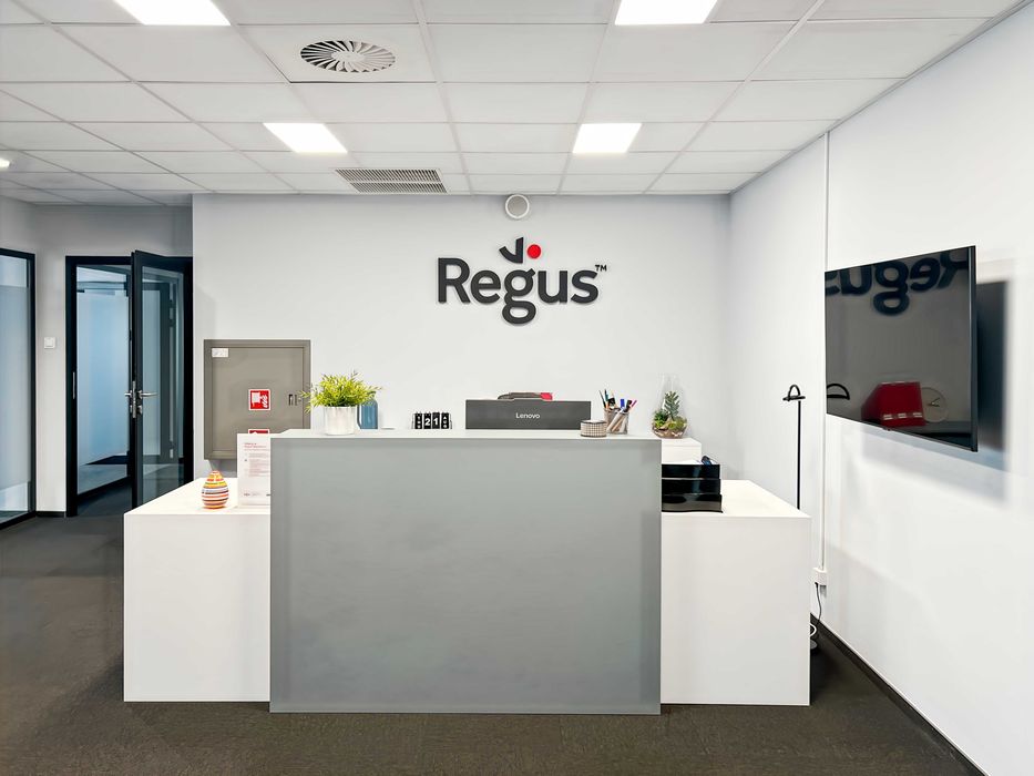 Wynajem biura we Wrocławiu: Prywatna 3-4-osobowa powierzchnia biurowa w prestiżowej lokalizacji Regus Diamentum