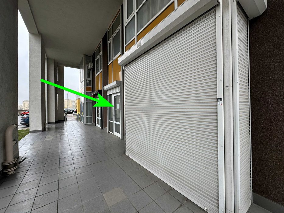 Лобановського 6Д( ЖК Червонозоряний) 1-й поверх, окремий вхід, 57,4 м²