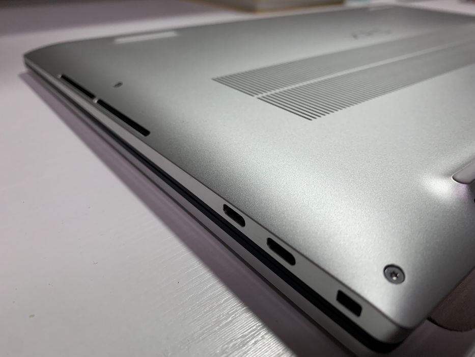 Dell XPS 9710 4K sharp gforce 3060 6gb 64gb