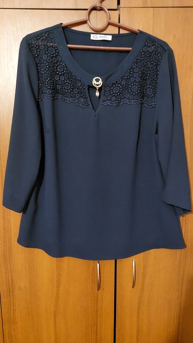 Легка святкова блуза