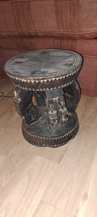 Banco em Madeira Africano