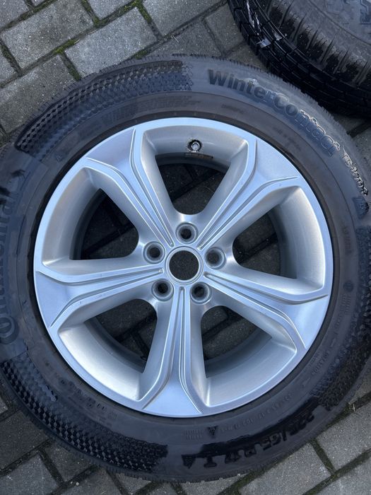 Koła zimowe 17’ land rover