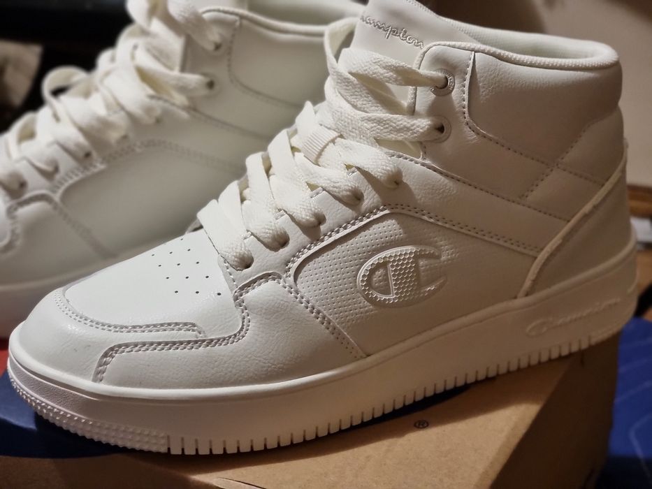 Высокие белые кроссовки Champion