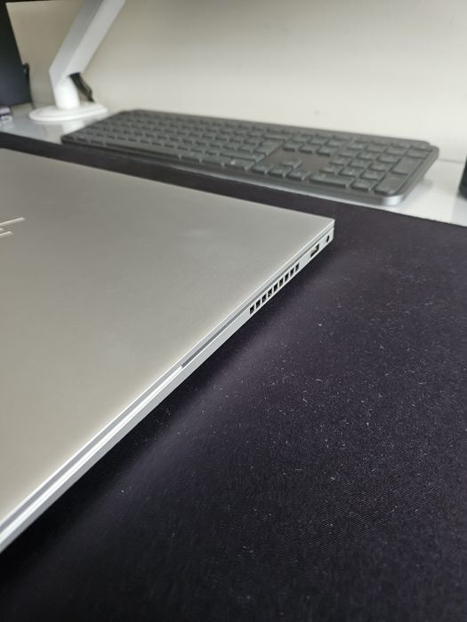 Hp envy 15 i7 16GB Ram 1TB