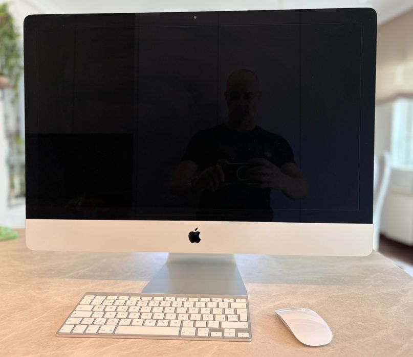 Apple iMac 27” i7 3.5GHz • 32GB RAM • SSD 1TB • Gráfica NVIDIA 4GB