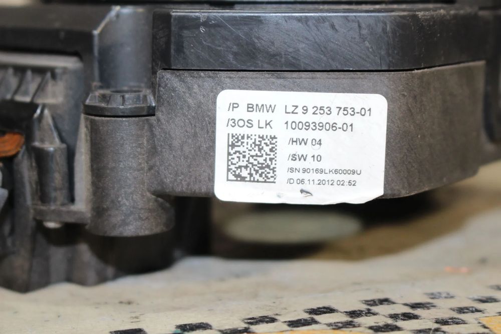 Conjunto / manetes de luzes e limpa vidros BMW 1 (F20)
