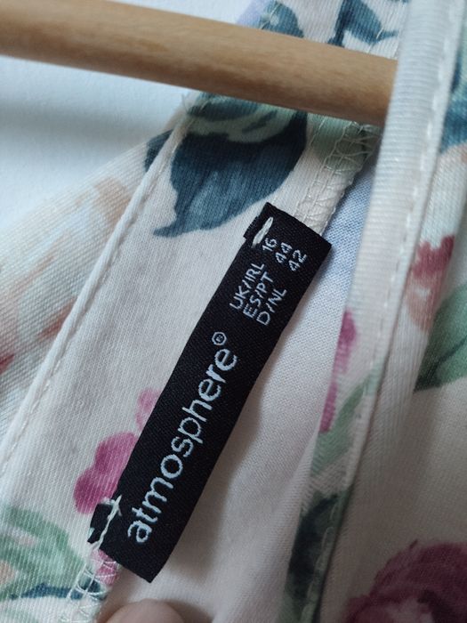 Sukienka w kwiaty na wiosnę xl XXL 44 42 atmosphere rozkloszowana