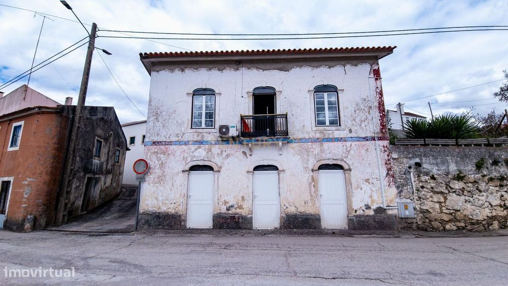 Moradia para reabilitação em Chiqueda | Alcobaça