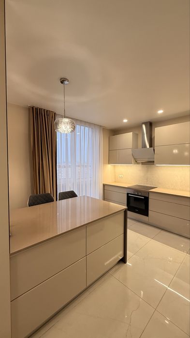 Найкраща ціна в ЖК Файна Таун! Видова 3к 99м2 Салютна 2к1