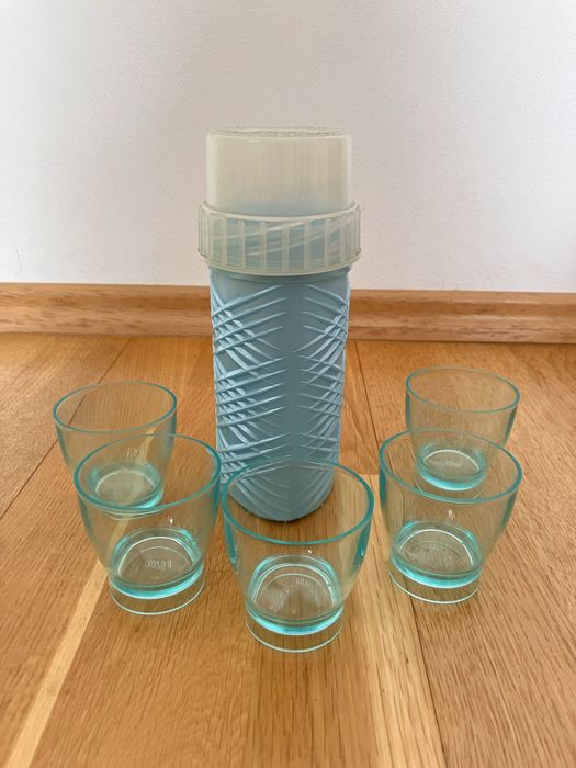 Kieliszki turystyczne z PRL, bardzo ładny stan 5 szt.