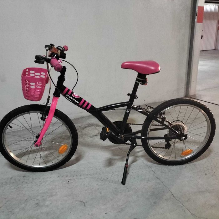 Bicicleta menina praticamente Nova