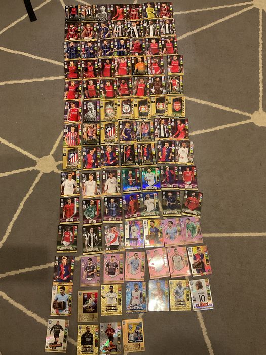 Karty piłkarskie panini 365